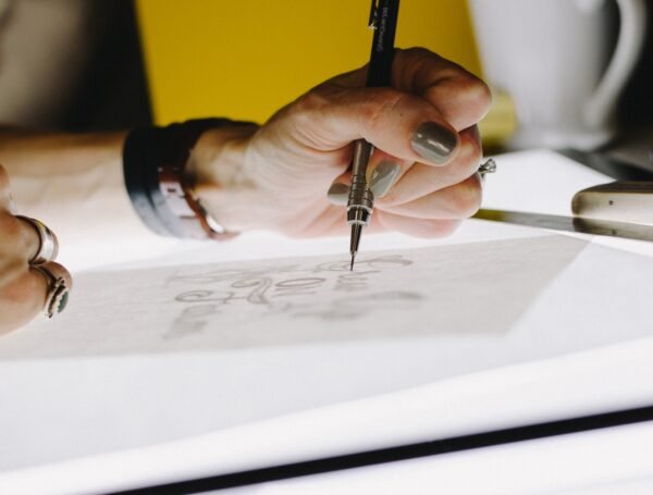 Ergonomic Excellence: Byzas Tools for Polish Professionals