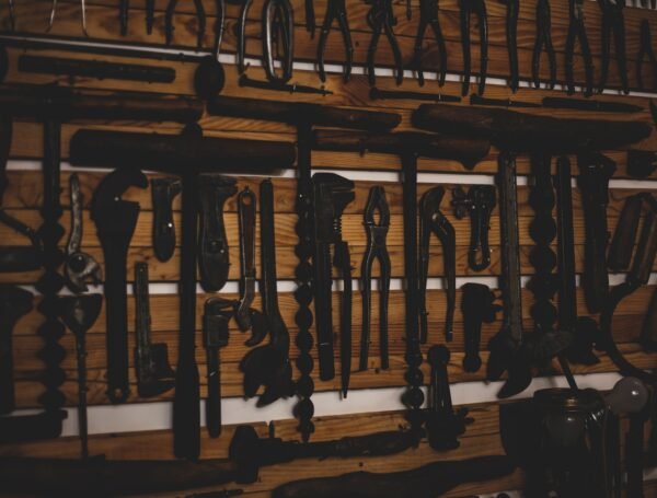 Optimizing Industrial Operations with Byzas Hand Tools in the UAE