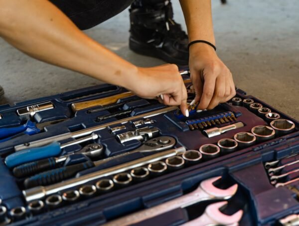 Navigating Canadian Industries with Byzas Tools: A Commitment to Excellence